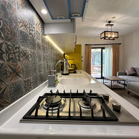 Felicita House *