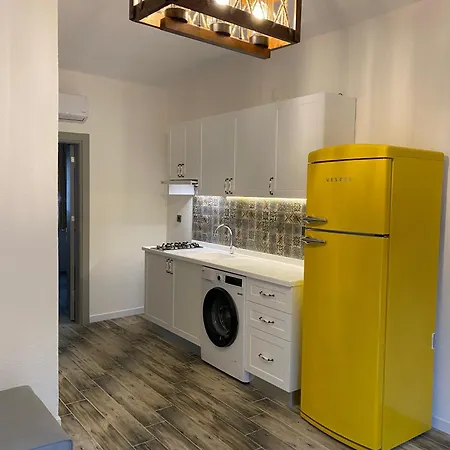 Felicita House